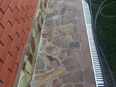 Мощение дорожек из природного камня