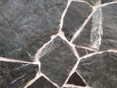 Камень Змеевик