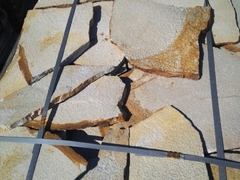 Камень белый